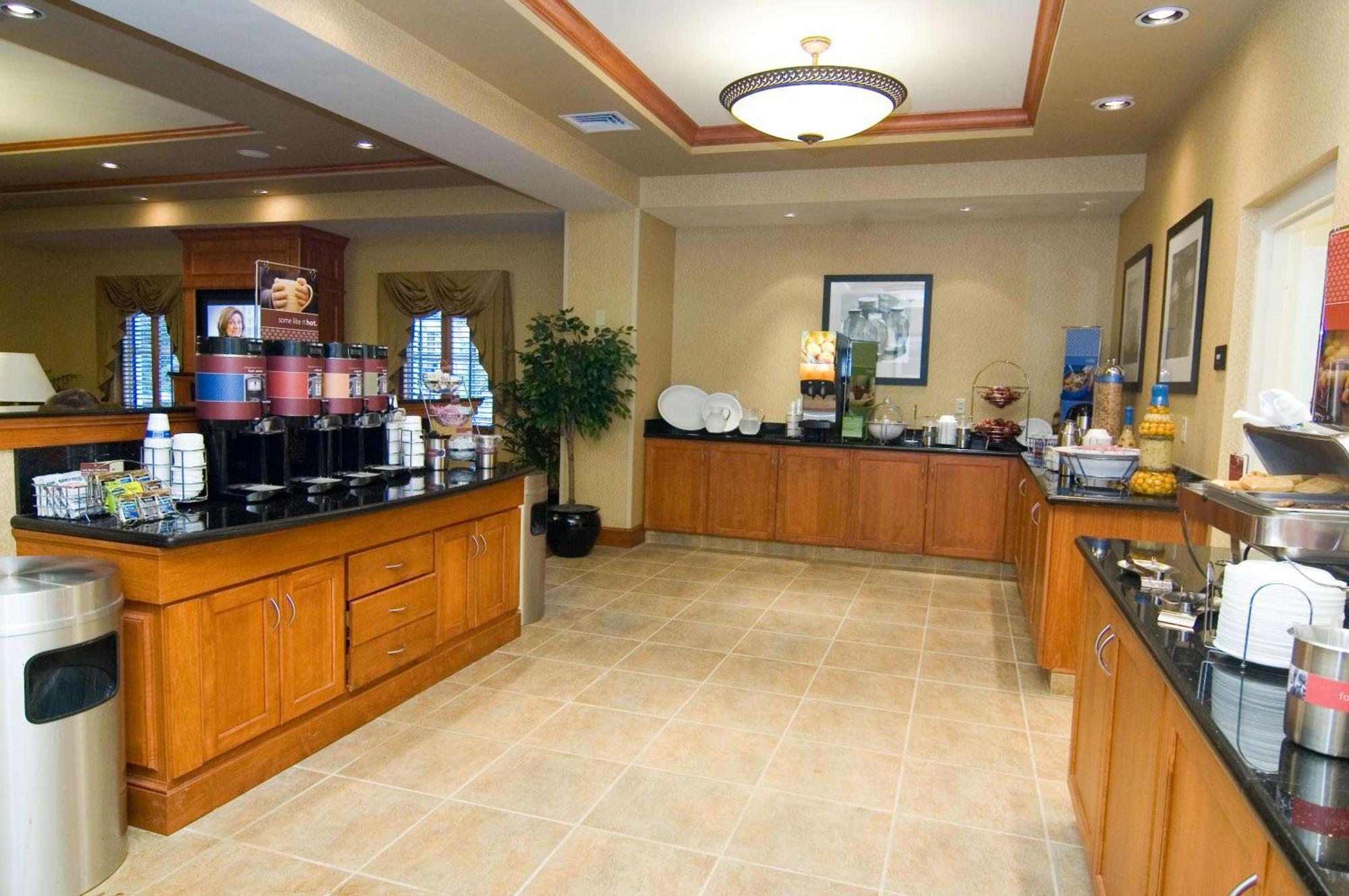 Hampton Inn Easton Esterno foto